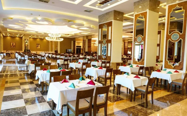 Oz Hotels Side Premium