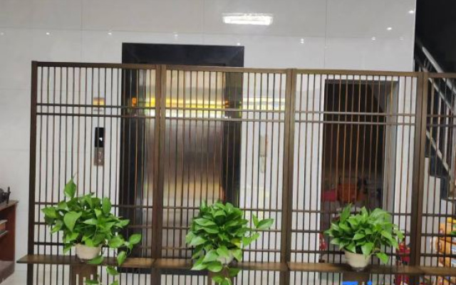 Ocean Hotel, Louxing District, Loudi City
