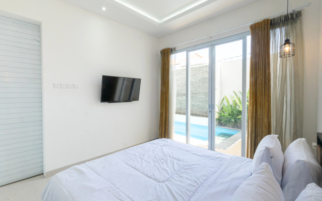 Villa Berlian – Guest Rooms – Kuta