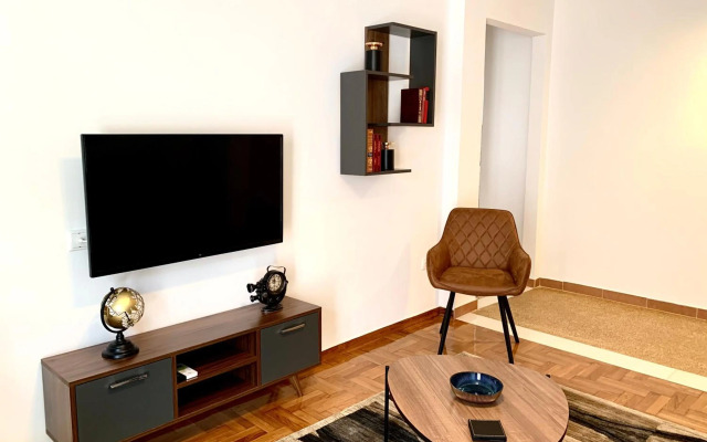 Kallimarmaro 2-Bedroom Apartment