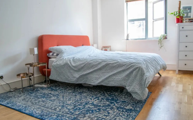 Charismatic 2 Bedroom Duplex in Shoreditch