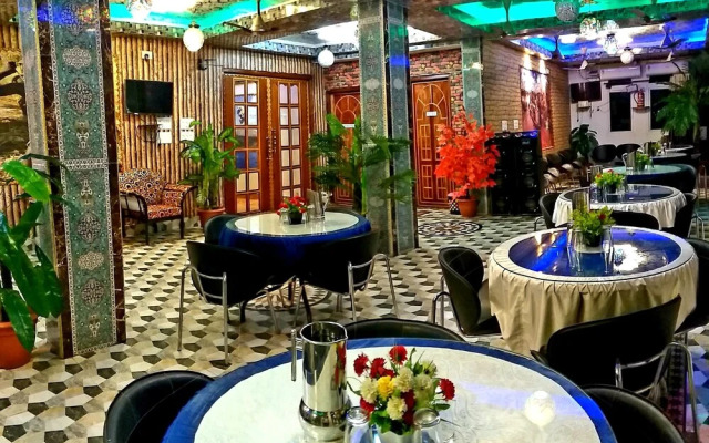 Dev Mahal