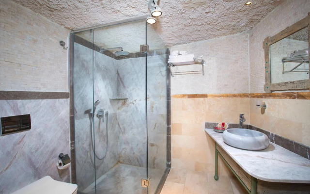 Terra Cave Hotel