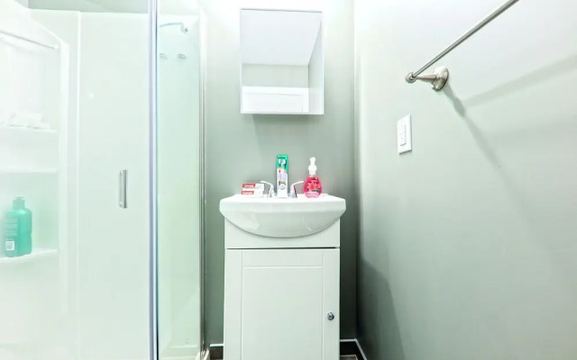 HoMa HomeStay Hotel by Olympic Stadium Montreal (Auberge/Hostel)