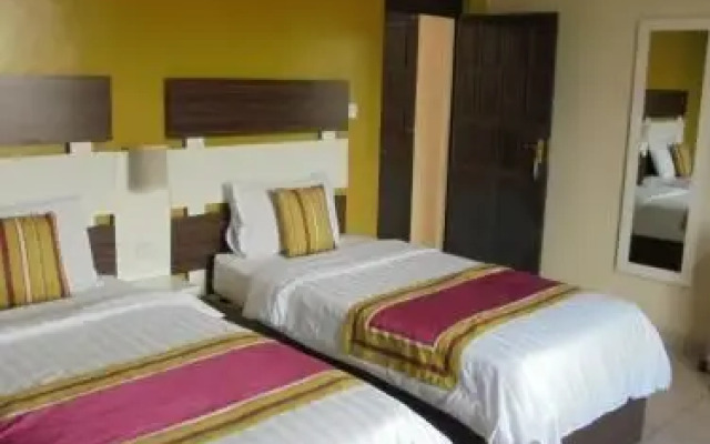 Magharibi Suites Hotel