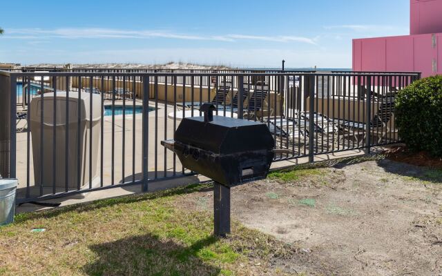 Phoenix All Suites by Brett Robinson