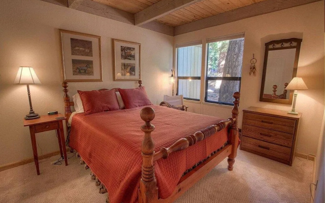 Cheyennes Place by Lake Tahoe Accommodations