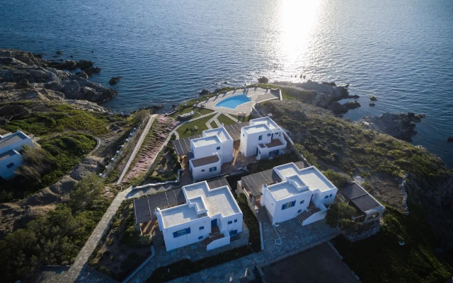 Mykopetra Villas