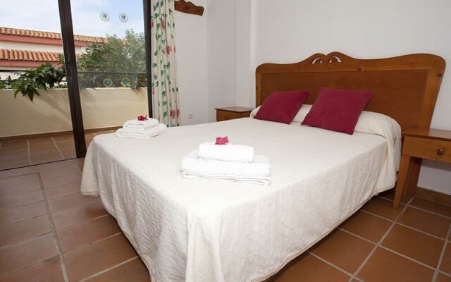 Nuramar Resort & Villas