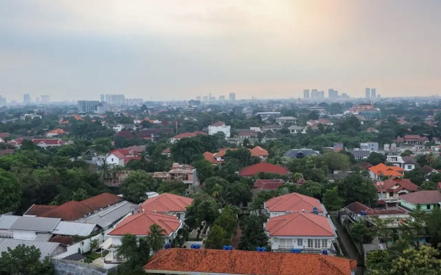 Nice And Comfy 2Br Apartment At Royal Olive Residence