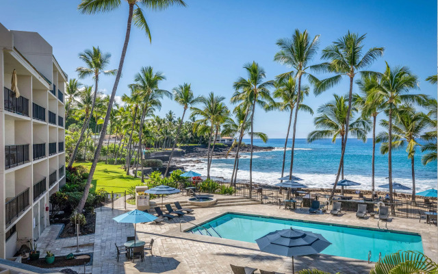 Aston Kona by the Sea