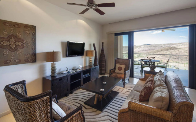 Puerta Cortes Residences
