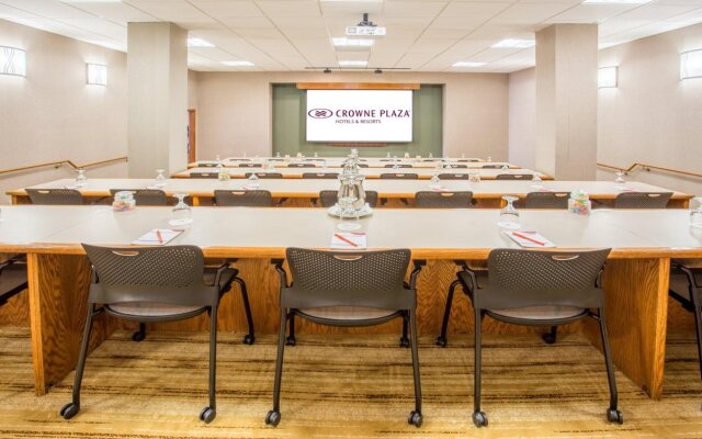 Crowne Plaza Phoenix - Chandler Golf Resort by IHG