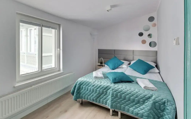 Veranda by Grand Apartments