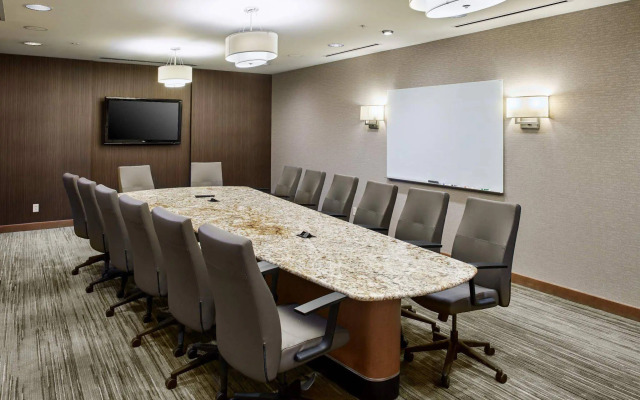 Courtyard by Marriott Hamilton