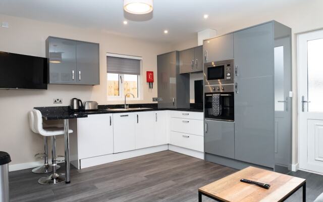 Magna House Apartments