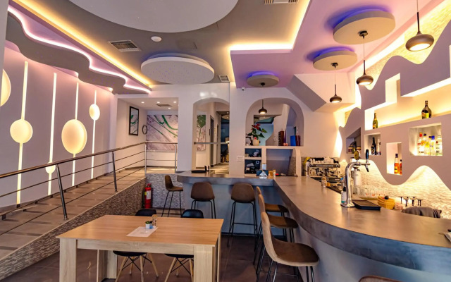 N E P center Hotel Rodos