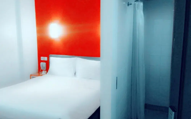 Amaris Hotel Panglima Polim 1