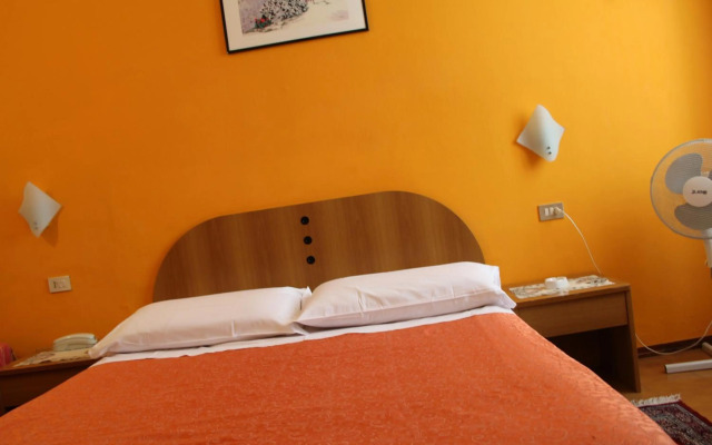 Hotel Tirreno