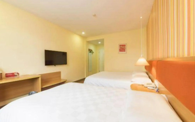 Rujia Hotel (Jinan Shandong International Convention and Exhibition Center Jiqi Road Kuangshan)