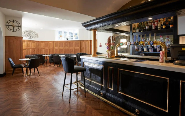 The Crown Hotel