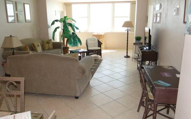 Galt Ocean Gem 2-2 Direct Ocean Views