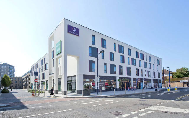 Premier Inn Addlestone
