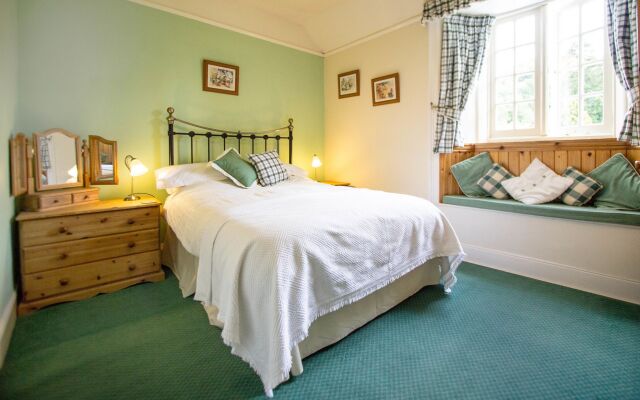 Polraen Country House