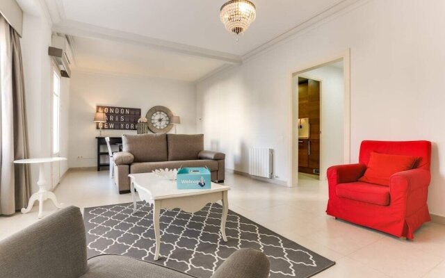Cosy 4bdr in Exiample, 10mins to Plaza Catalunya
