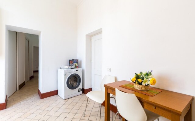 Lopez 20 - a Big Family Apartment