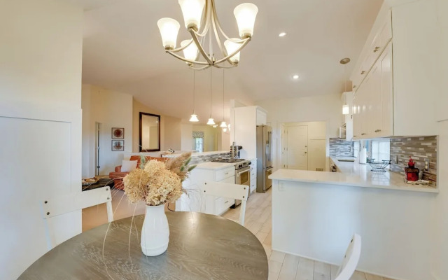 Holland Home: Walk to the Beach!