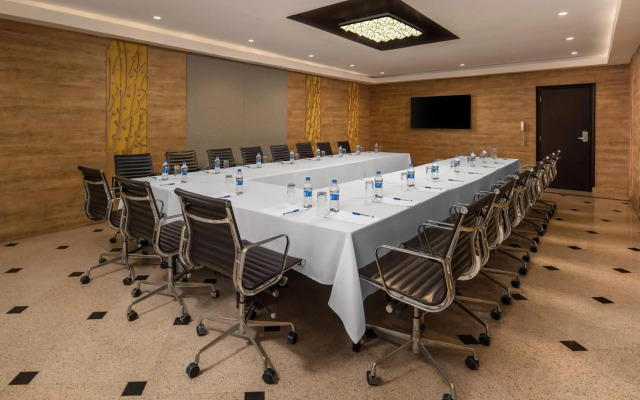 DoubleTree by Hilton Hotel Dar es Salaam - Oyster Bay