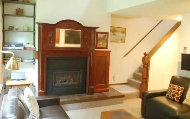 Mt Baker Lodging Condo 57 - Sleeps 6