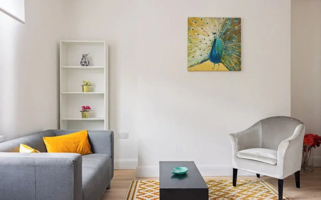 Picktheplace Kensington Lux Apartments II