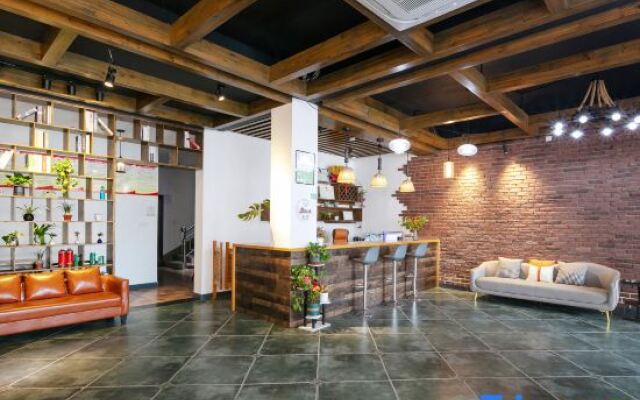 Xu Jiu Coffee Inn