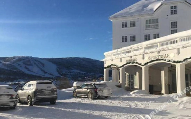 Dr. Holms Hotel