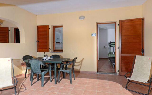 4 Mori, Residence (MUV101)