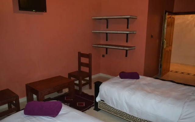 Inyan Dakhla Hotel