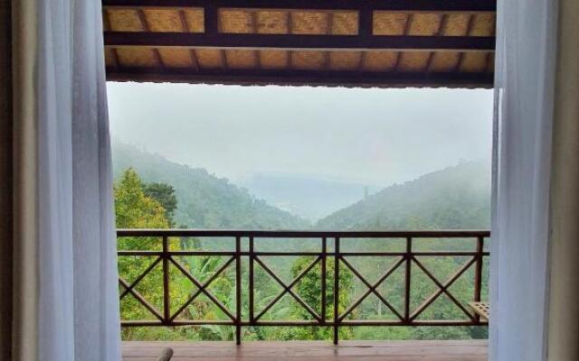 Munduk V View House