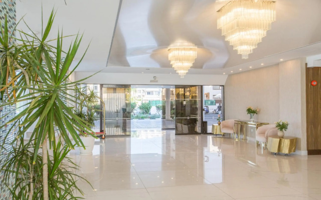 Silver Sands Beach Hotel