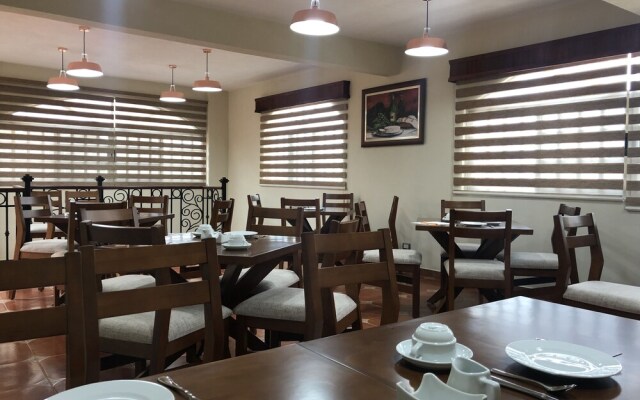 Hotel Colonial Acopinalco Inn