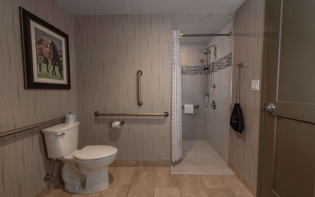 Embassy Suites Saratoga Springs