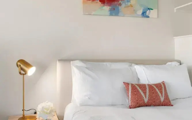 Arlington Luxurious Studio Apartment