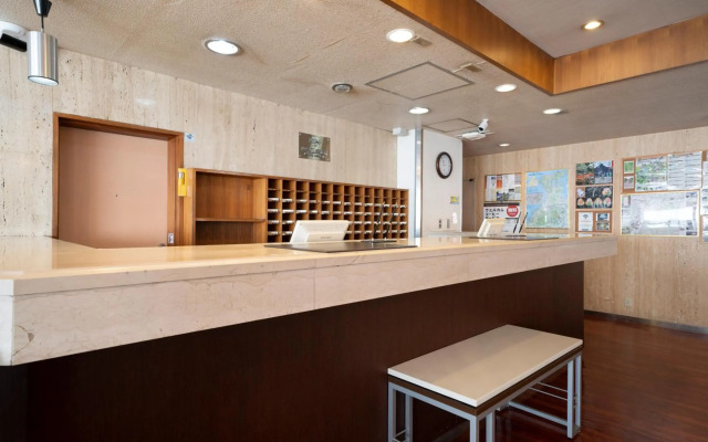Econo Higashi Kanazawa