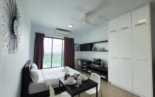 PJ The Grand by SkyLimit Suites
