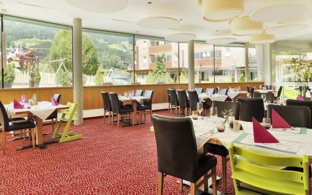 alpina zillertal -  family . lifestyle . kinderhotel