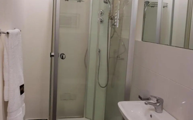 NiCotel Apartments