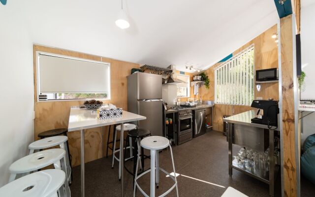 16 guests. Unique, central, mountain & lake views