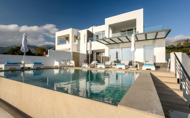 Villa Pelagia - Sea Front Villa Pelagia