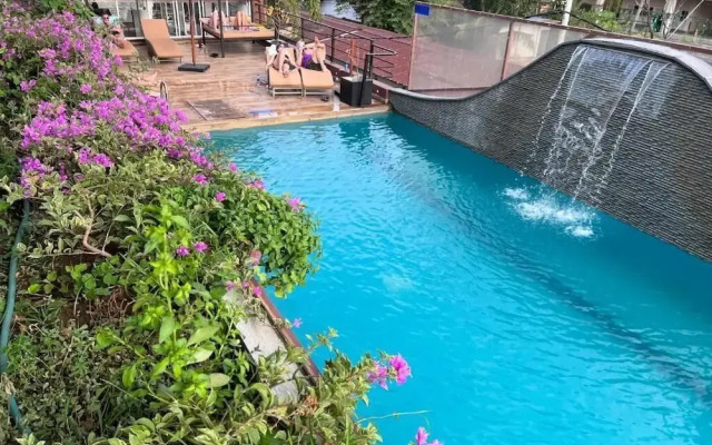 Beach Corridor Hotel & Spa with Free Airport Shuttle